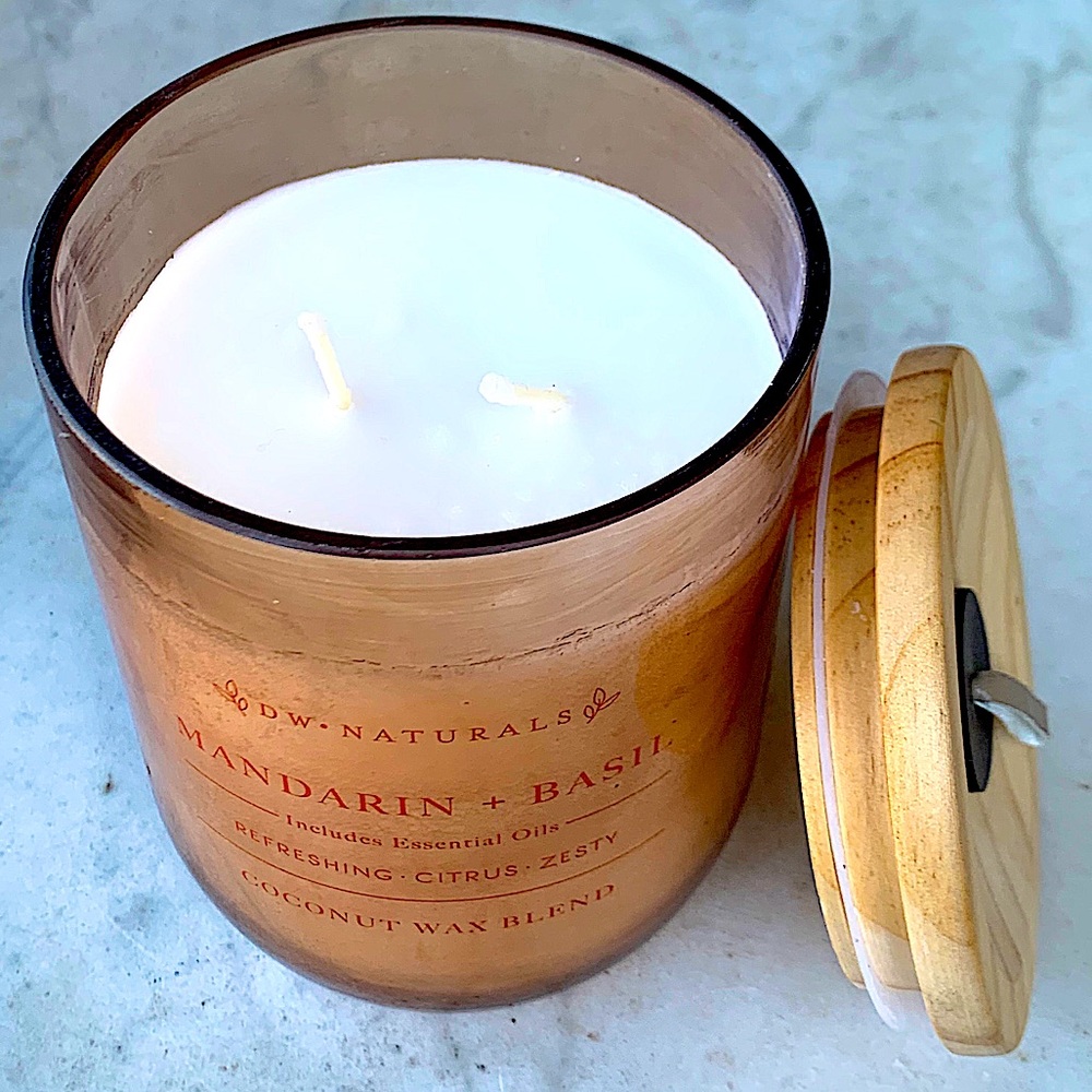 DW HOME CANDLE MANDARIN & BASIL RICHLY SCENTED NEW 17.67oz 2 WICK NEW